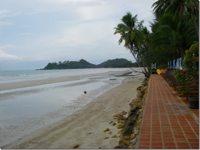 Пляж отеля Panviman на Ко-Чанге